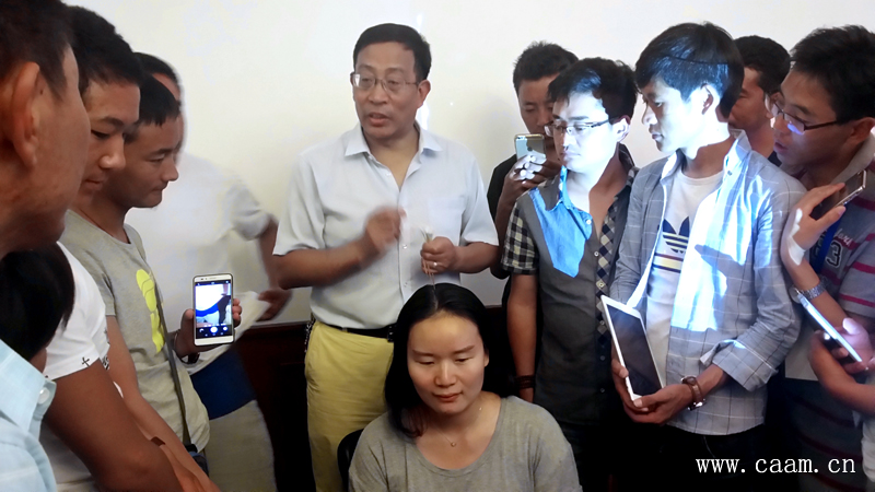 中国针灸学会为藏族医生举办的“中医针灸适宜技术培训班”圆满结业4.jpg