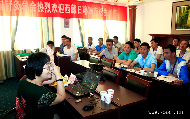 中国针灸学会为藏族医生举办的“中医针灸适宜技术培训班”圆满结业5.jpg