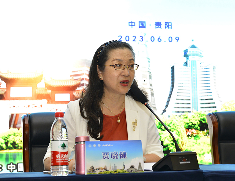 贾晓健1(1).jpg